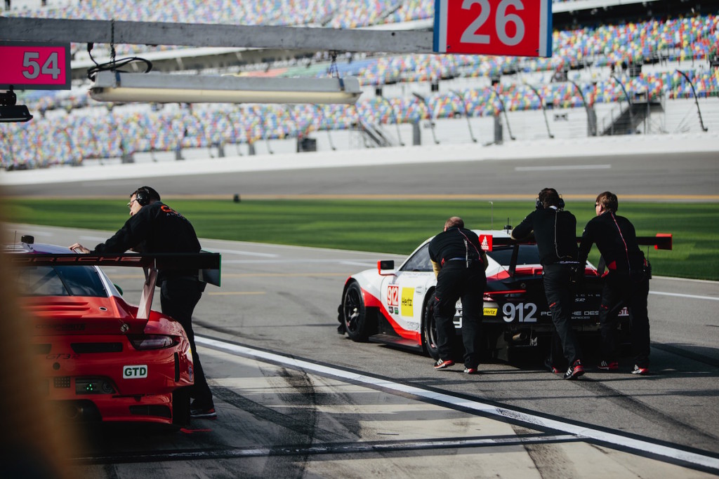 311RS Porsche 911 RS RSR GT3 Daytona Rolex 24 Peter Lapinksi