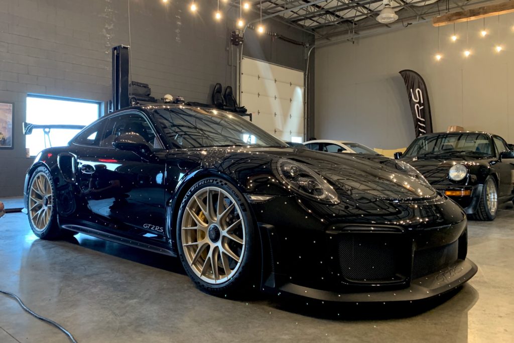 Porsche 911 GT2RS at 311RS HQ 3D scar