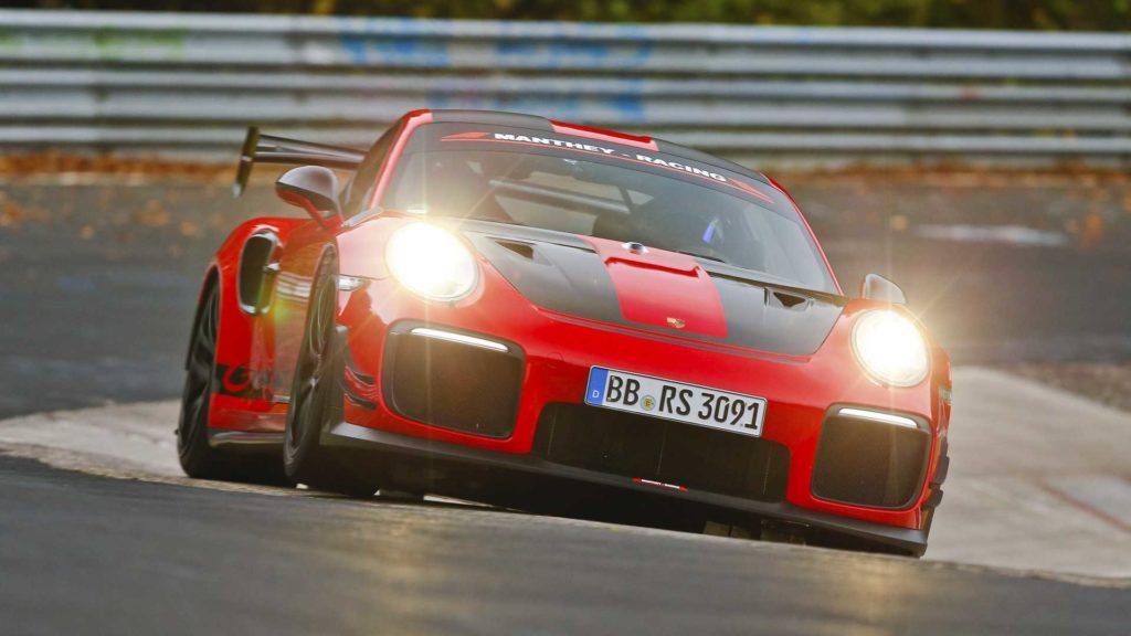 porsche-911-gt2-rs-mr at Nurburgring